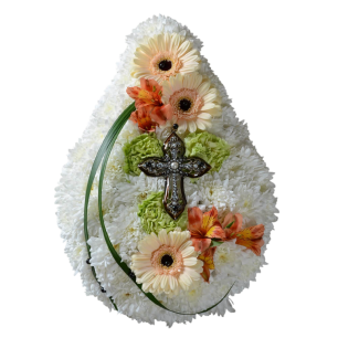 Blomsterarrangemang i form av en droppe med vita blommor, prydd med orange och gröna blommor samt ett dekorerat kors i mitten.